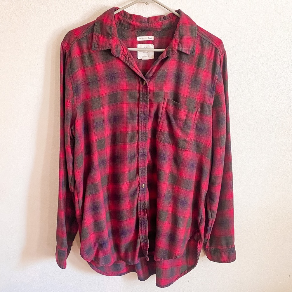 American Eagle Outfitters Ahh-Mazingly Soft Boyfriend Fit Flannel Button Down